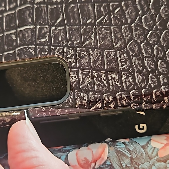 Burga case, samsung galaxy s20. - Picture 4 of 5